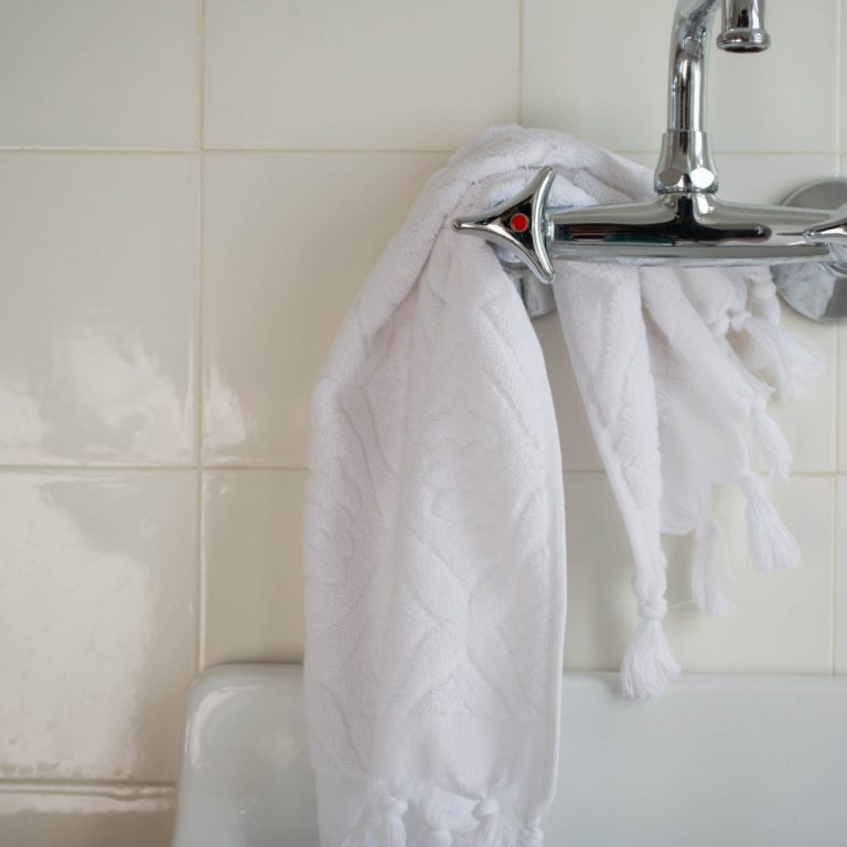 Gastendoekje wit Ottomania Bellebien