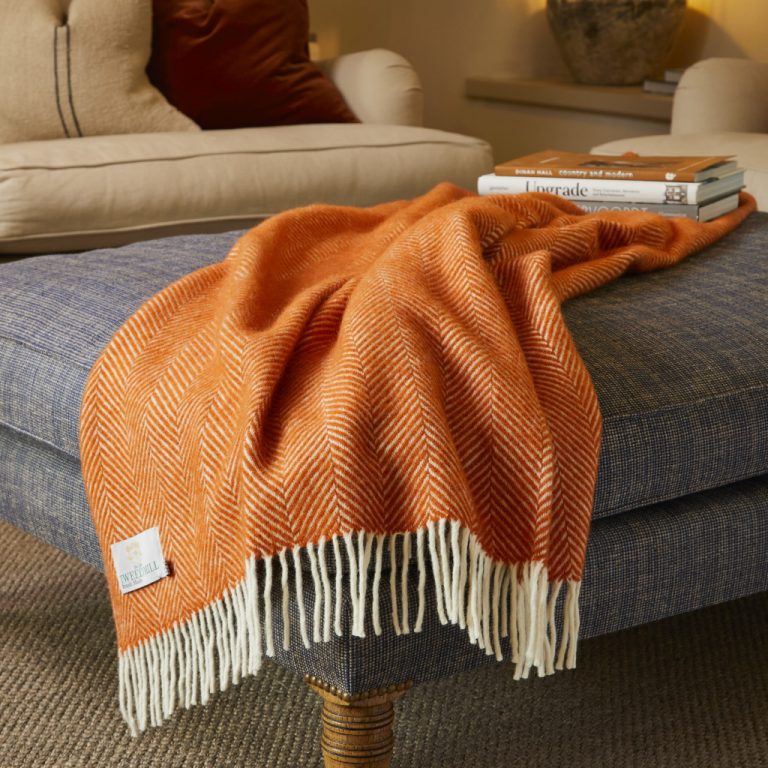 Engelse wollen Plaid deken throw blanket Fishbone Cinnamon oranje Bellebien